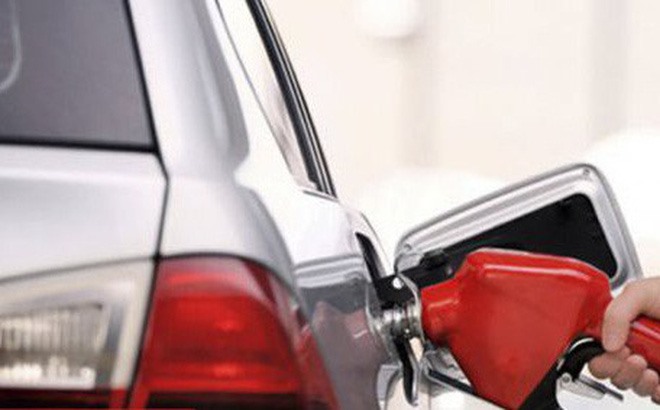 Đổ nhầm nhiên liệu cho xe, xử lý thế nào?