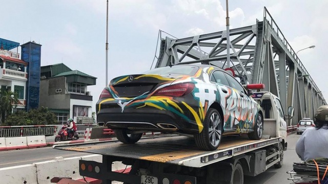 Những phụ kiện không nên lắp đặt trên ô tô nếu không muốn bị từ chối đăng kiểm