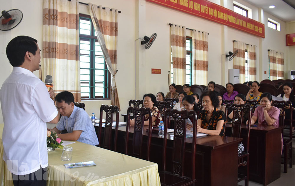 Đào tạo bồi dưỡng nghiệp vụ cho đội ngũ nhân viên, cộng tác viên đại lý thu BHXH, BHYT