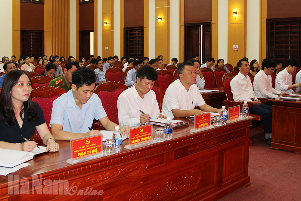 Huyện ủy Kim Bảng quán triệt, triển khai các chỉ thị, nghị quyết của Trung ương và nhiệm vụ công tác quý IV