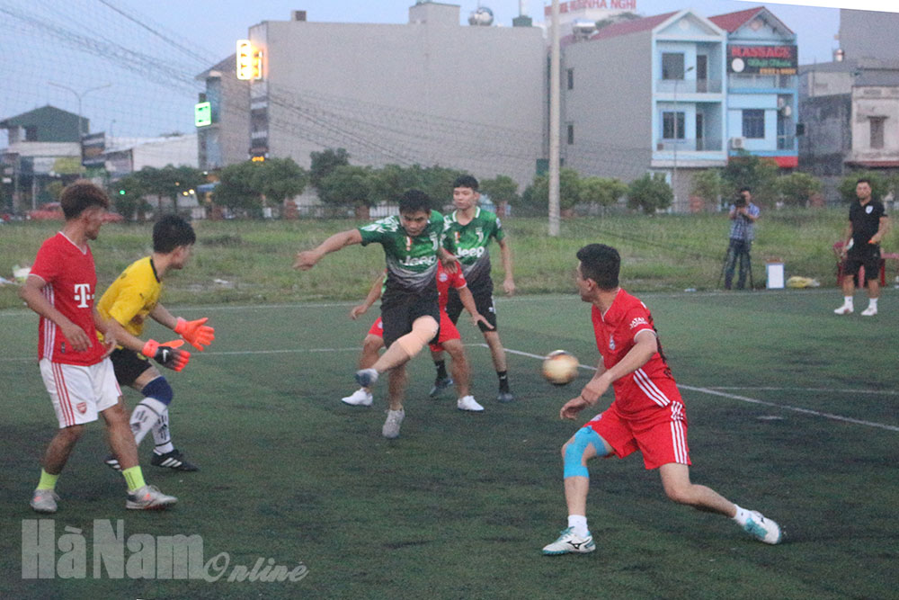 Khai mạc Giải bóng đá CNLĐ trong các KCN lần thứ IX năm 2020