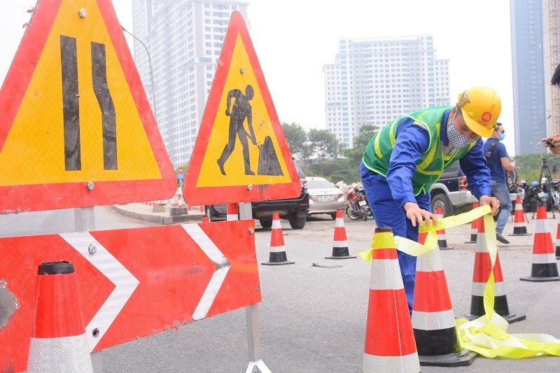 Phân luồng giao thông trên tuyến ĐT.496