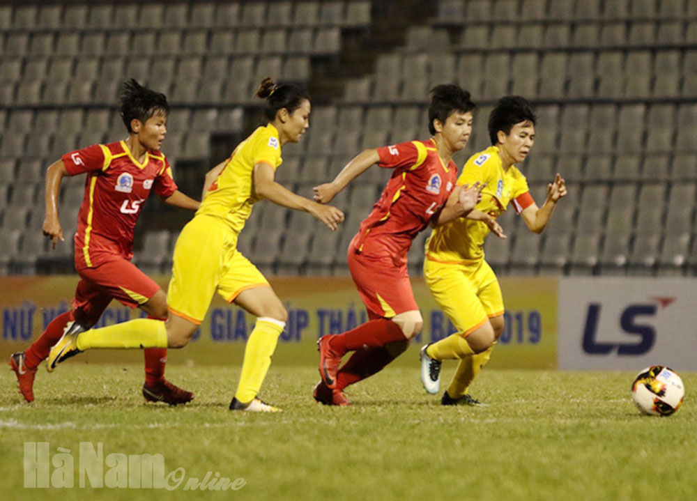 Phong Phú Hà Nam bị xử thua trước Thành phố Hồ Chí Minh I