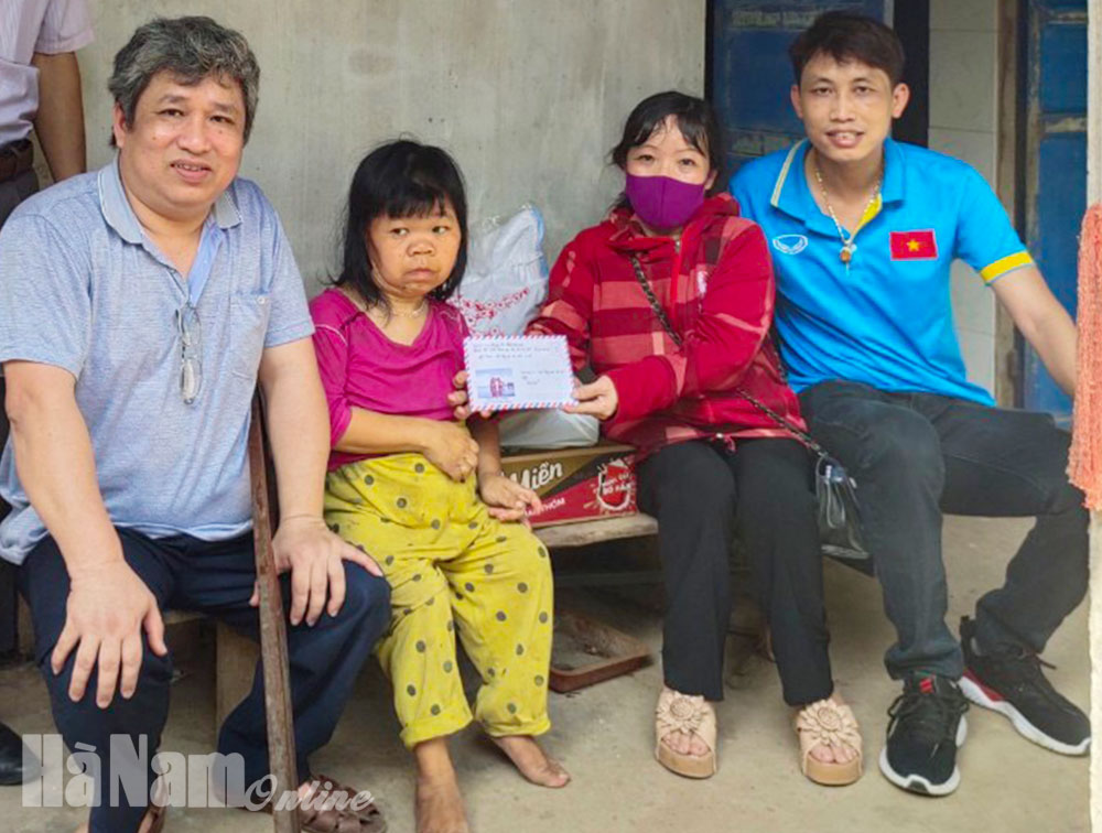 Tấm lòng nhân ái của người con xa quê