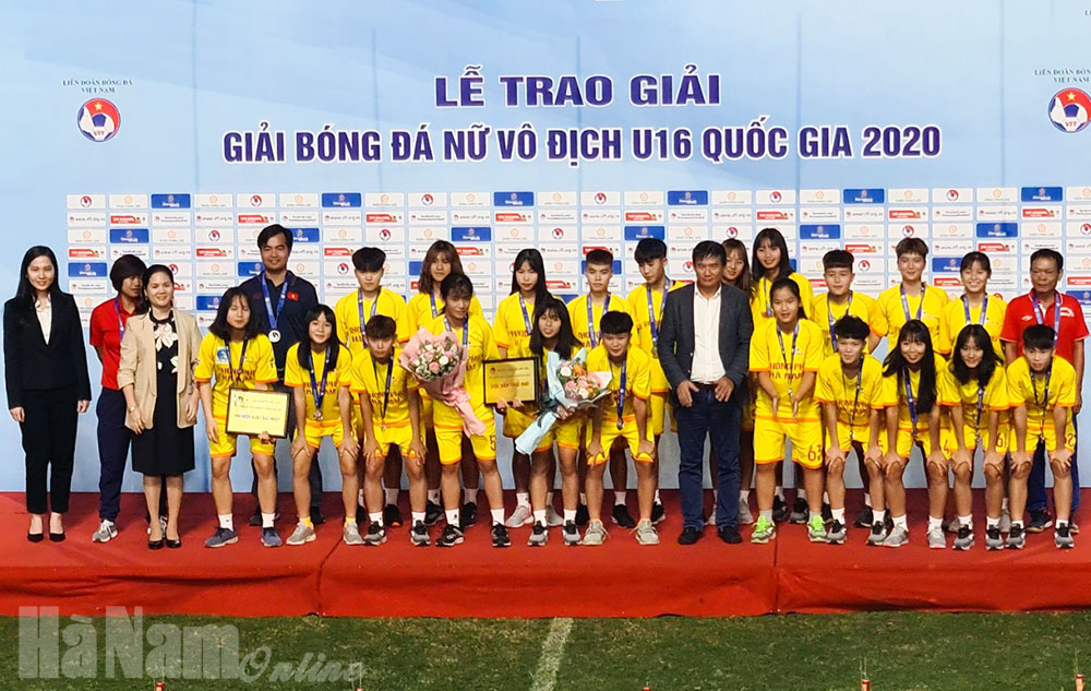 Phong Phú Hà Nam giành Huy chương Bạc giải U16 quốc gia 2020