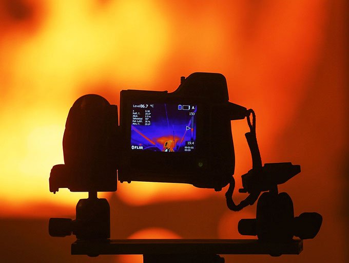 Công nghệ mới cho phép camera chụp màu sắc "vô hình"