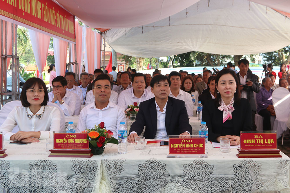 Lãnh đạo tỉnh dự Ngày hội Đại đoàn kết toàn dân tộc