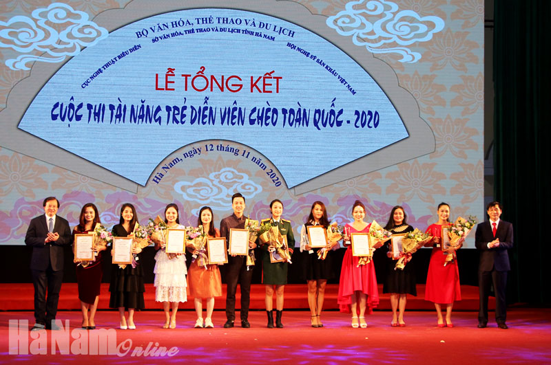 Trung tâm Văn hóa nghệ thuật Hà Nam đoạt 1 HCV, 3 HCB tại Cuộc thi "Tài năng trẻ diễn viên Chèo toàn quốc năm 2020"