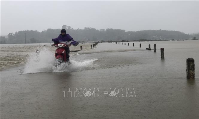 Hầu hết các khu vực đều có mưa rào và dông về chiều tối
