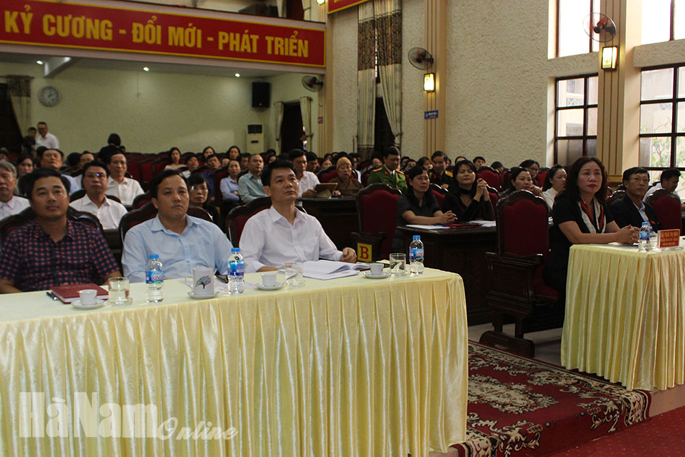 Đại biểu Quốc hội tỉnh tiếp xúc cử tri thành phố Phủ Lý