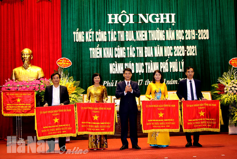 TP.Phủ Lý tổng kết công tác thi đua, khen thưởng năm học 2019-2020
