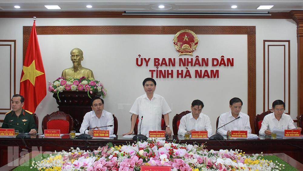 UBND tỉnh thảo luận các nội dung trình kỳ họp HĐND tỉnh cuối năm