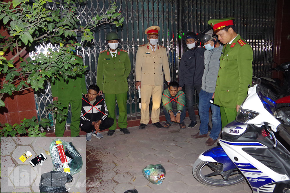 Công an thành phố Phủ Lý: Tuần tra kiểm soát giao thông bắt 02 đối tượng tàng trữ trái phép ma túy