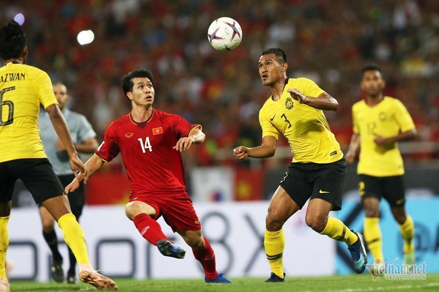 Không hoãn trận Việt Nam vs Malaysia, thầy Park "ủ mưu" từ Hàn Quốc