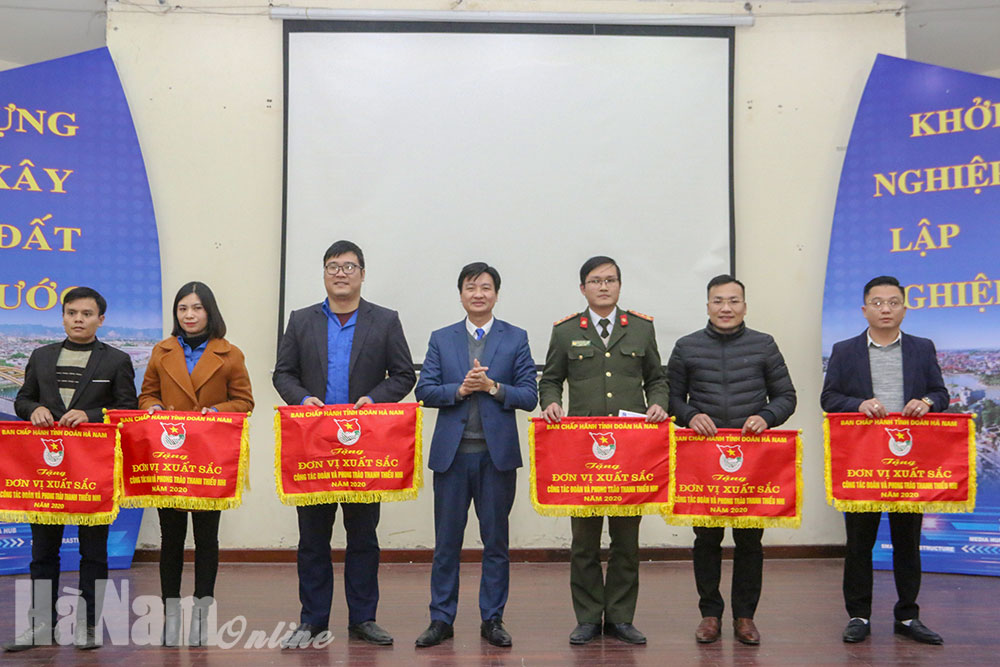 Triển khai công tác Đoàn, Hội và phong trào thanh thiếu nhi năm 2021