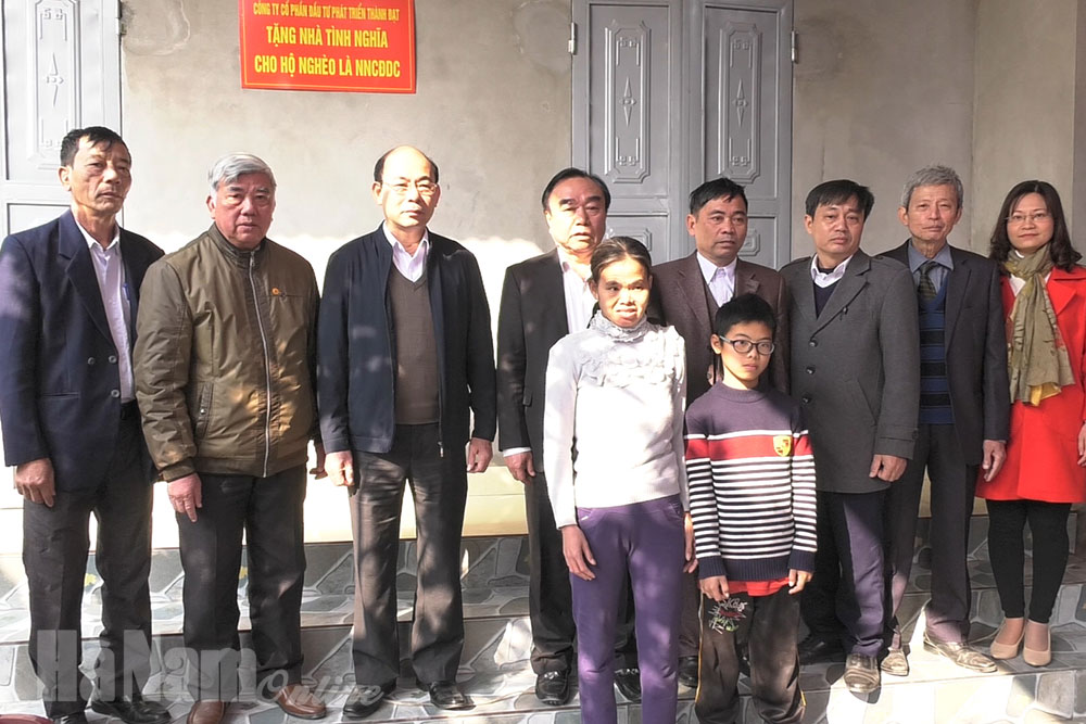 Khánh thành trao nhà tình nghĩa cho nạn nhân chất độc da cam xã Liêm Thuận