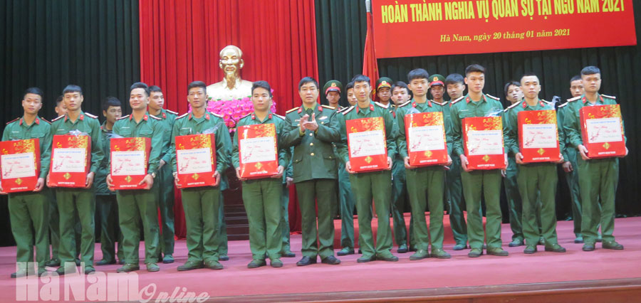 Bộ CHQS tỉnh gặp mặt thanh niên hoàn thành nghĩa vụ quân sự trở về địa phương