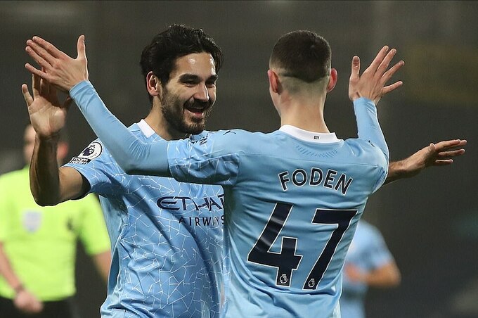 Man City soán ngôi đầu của Man Utd