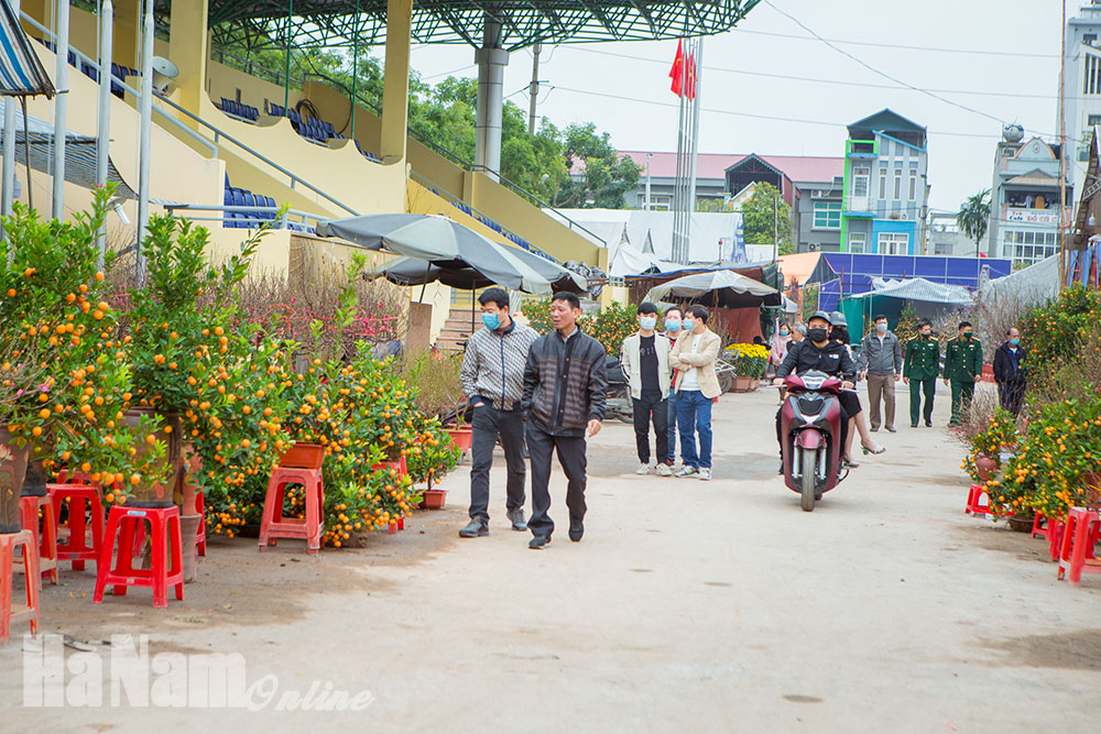 Chợ hoa Xuân Phủ Lý 2021: Vắng khách do ảnh hưởng của dịch bệnh Covid-19