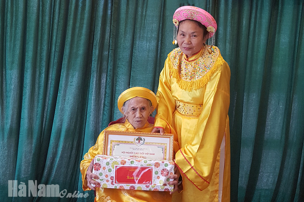 Mừng thọ đầu Xuân - Những khác biệt trong thời điểm dịch Covid-19