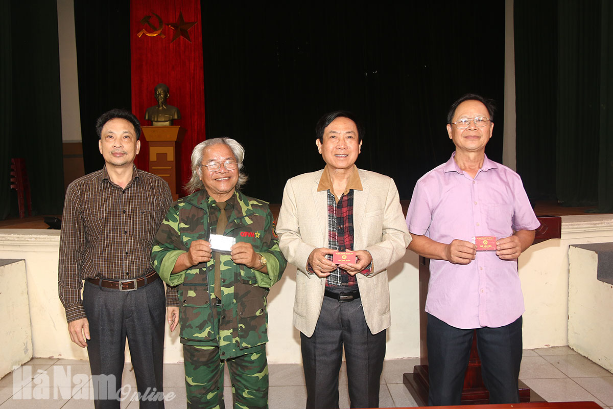 Gặp mặt nhân kỷ niệm 68 năm Ngày truyền thống nhiếp ảnh Việt Nam