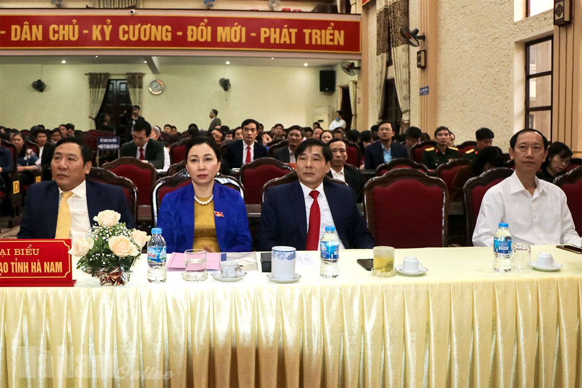 Kỳ họp thứ 17 HĐND thành phố Phủ Lý