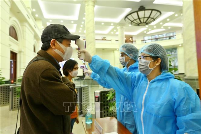 Việt Nam lo ngại nguy cơ đợt dịch COVID-19 thứ 4