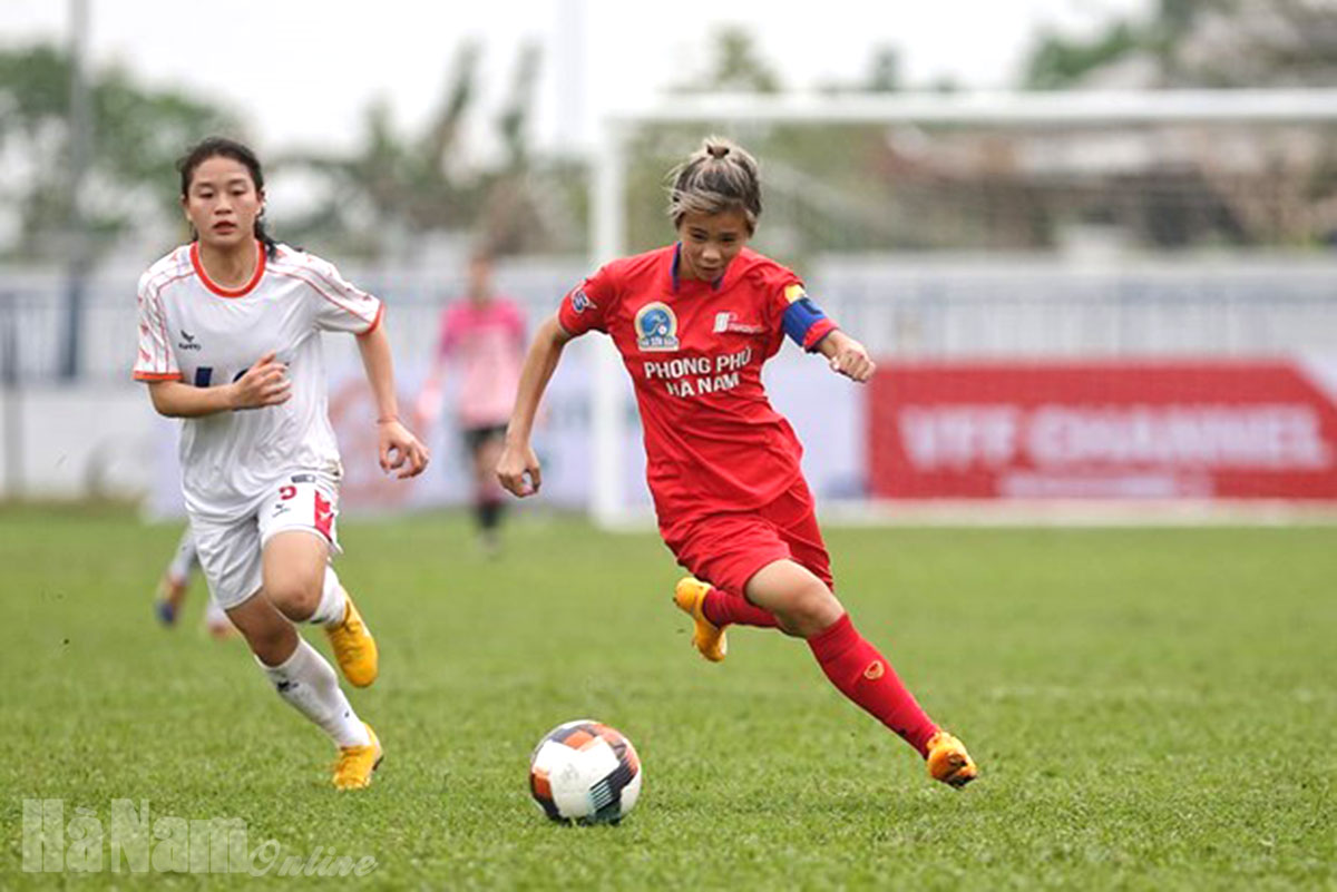 Phong Phú Hà Nam đứng thứ 3 lượt đi Giải bóng đá nữ U19 vô địch quốc gia 2021
