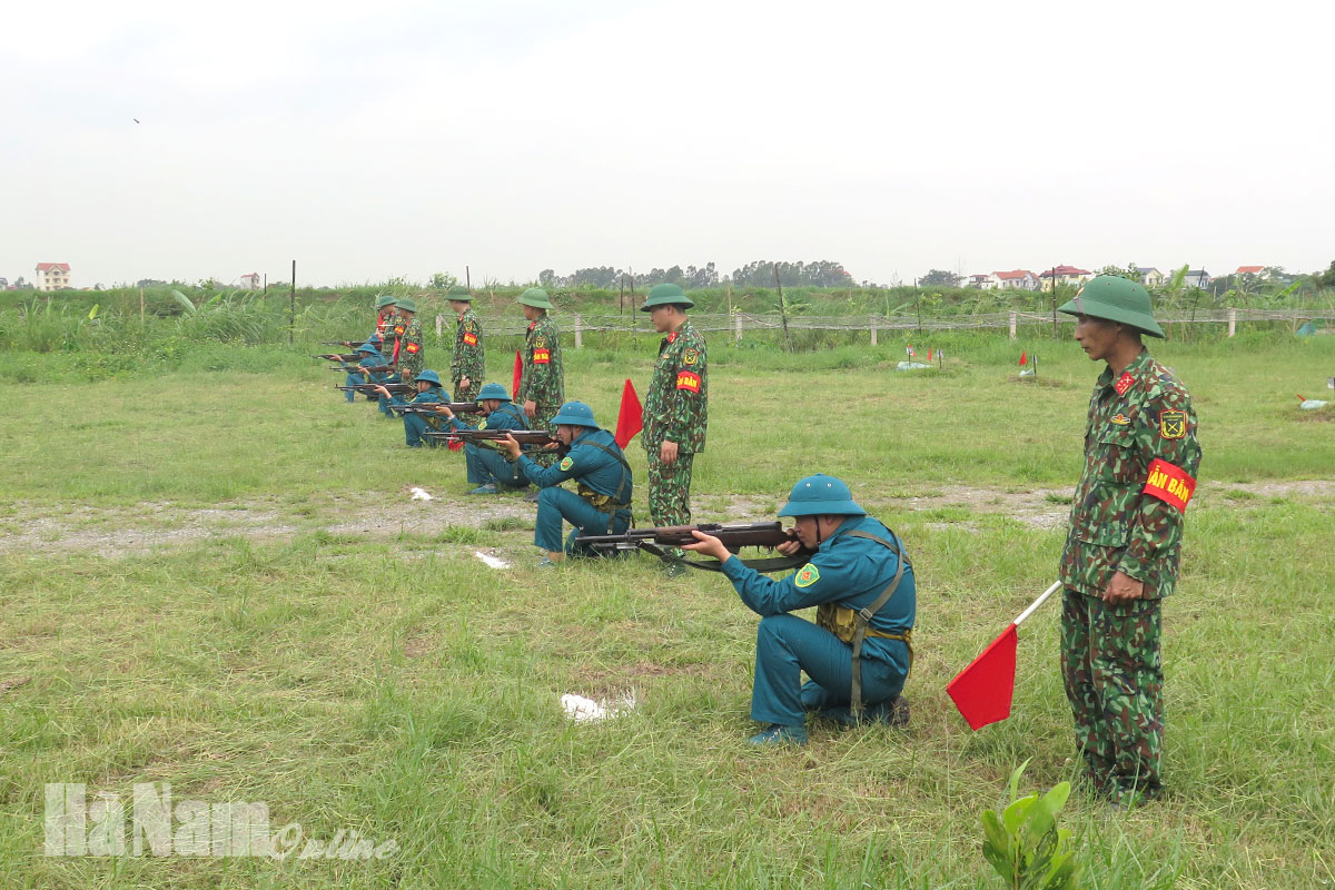 Kiểm tra bắn đạn thật lực lượng DQTV thành phố Phủ Lý năm 2021