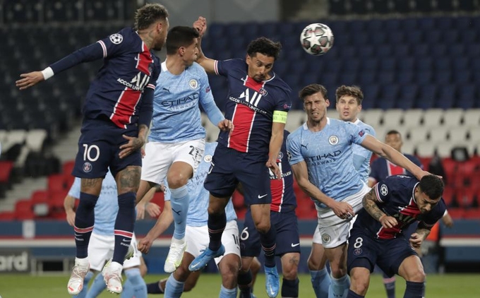 Man City thắng ngược trên sân PSG