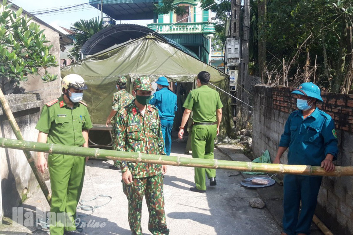 Liên quan đến trường hợp dương tính SARS-CoV-2 mới phát hiện ở xã Bắc Lý: Tạm phong tỏa 1 khu dân cư thuộc thôn Quang Ốc