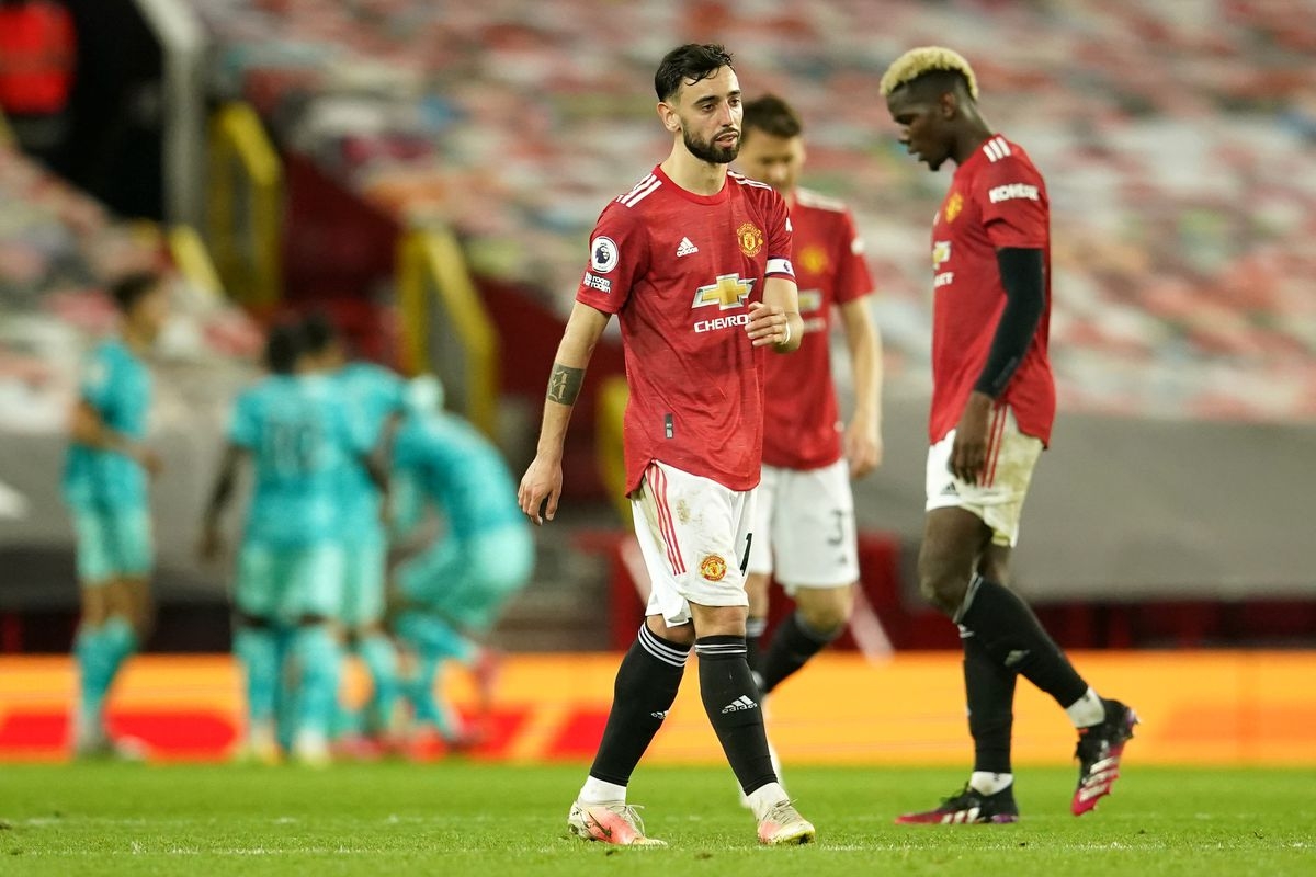 Ngược dòng hạ MU, Liverpool níu giữ hy vọng dự Champions League