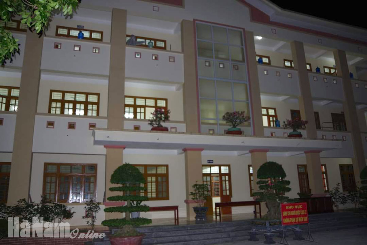 Khu cách ly tập trung tại Lý Nhân tiếp nhận 26 công dân thuộc diện F1 liên quan ổ dịch ở xã Công Lý