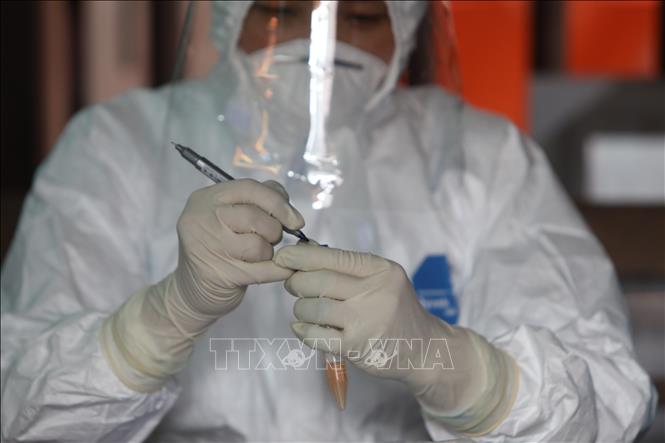 Sáng 18/5, Việt Nam ghi nhận 19 ca mắc COVID-19 trong cộng đồng, riêng Hà Nội 13 ca