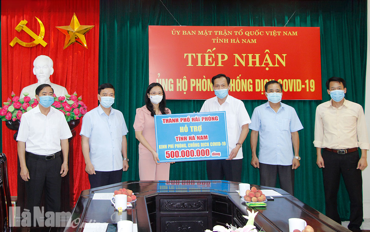 T.p Hải Phòng ủng hộ Hà Nam 500 triệu đồng phòng chống dịch Covid-19