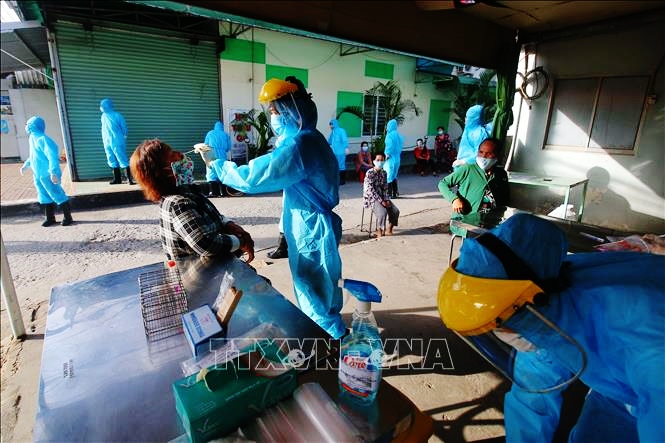 Trưa 24/5, Việt Nam có thêm 33 ca mắc mới COVID-19 trong cộng đồng