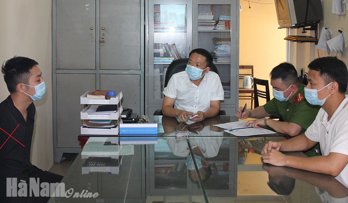 Bắt đối tượng truy nã tham gia đánh bạc dưới hình thức chơi game đổi thưởng