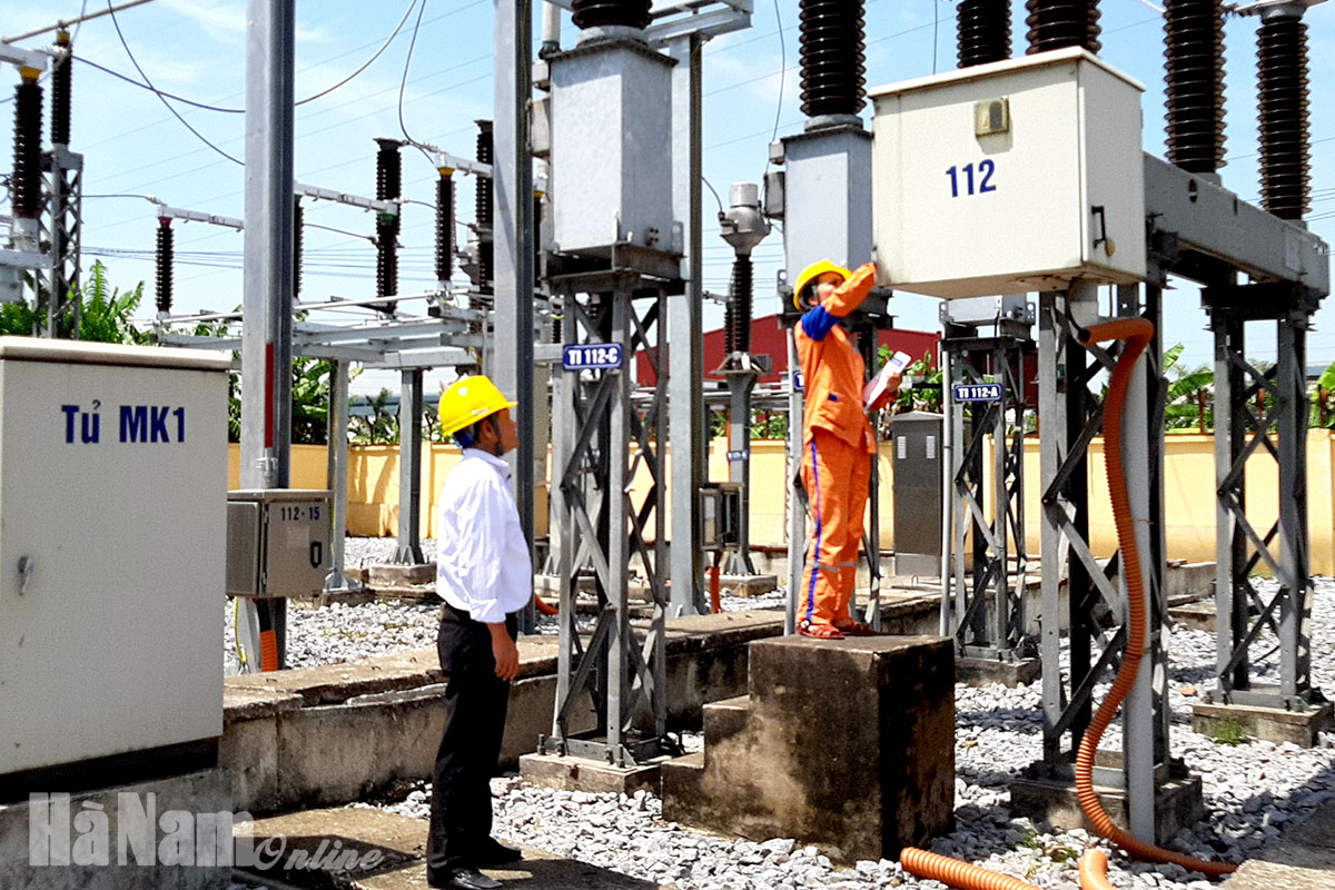 Ngành điện thực hiện cam kết số 1 của tỉnh với nhà đầu tư