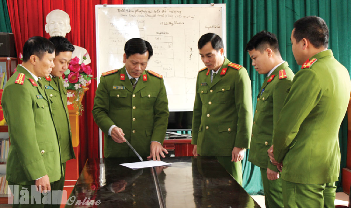 Những điển hình tiên tiến trong học và làm theo gương Bác