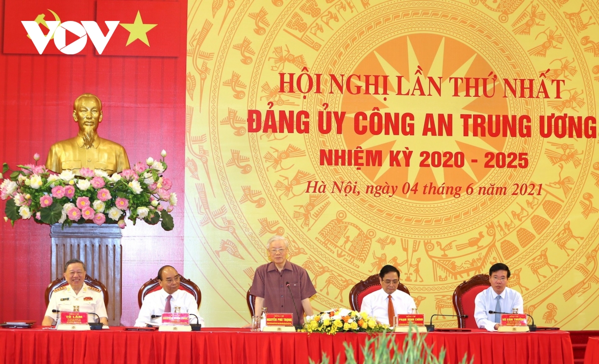 Tổng Bí thư: Đảng lãnh đạo tuyệt đối, trực tiếp, toàn diện đối với Công an nhân dân
