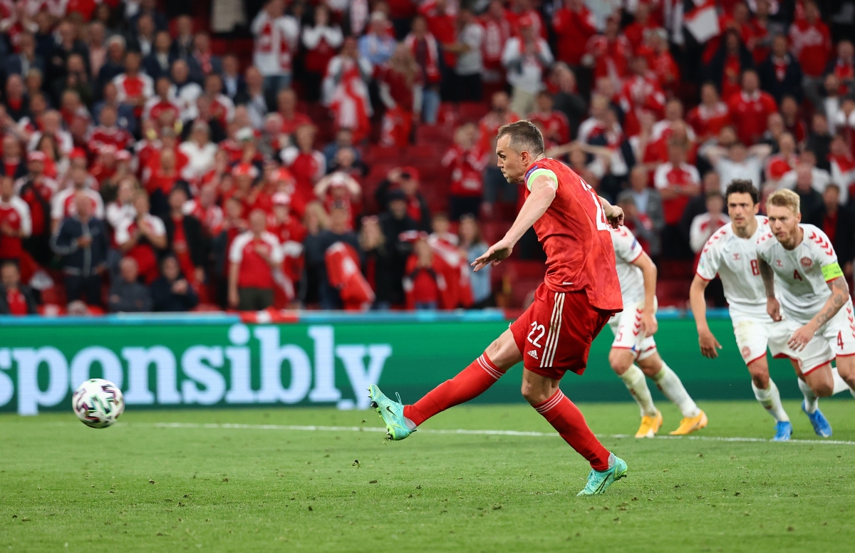 Thắng đậm Nga, Đan Mạch vào vòng knock-out EURO 2021; Bỉ khiến Phần Lan hẹp cửa đi tiếp