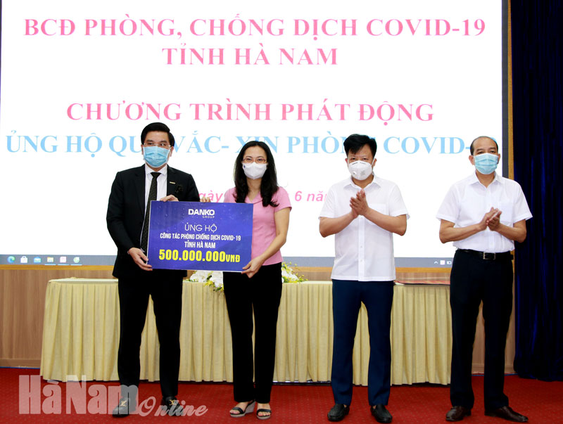 Quỹ Vaccine phòng, chống Covid -19 của Hà Nam chạm mốc gần 17 tỷ đồng