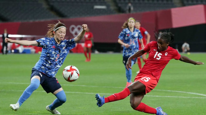 Đội tuyển nữ Mỹ thua sốc Thụy Điển, chủ nhà Nhật Bản bị cầm hòa tại Olympic
