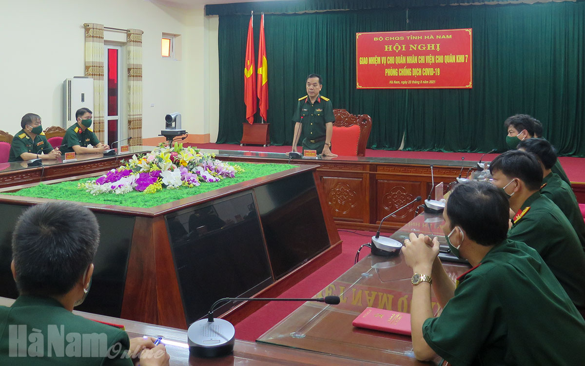 Bộ CHQS tỉnh gặp mặt, giao nhiệm vụ cho quân nhân lên đường chi viện công tác phòng chống Covid-19 tại các tỉnh phía Nam