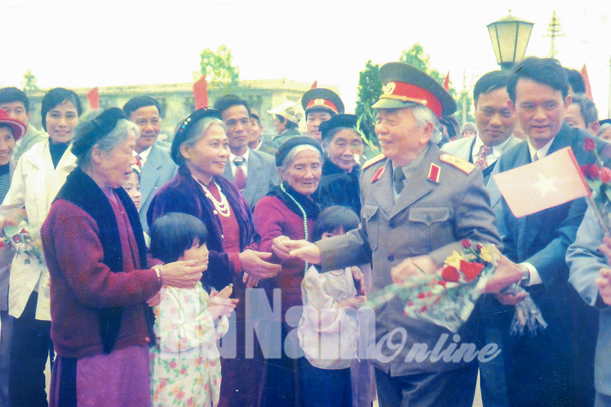 Đại tướng Võ Nguyên Giáp với công tác dân vận