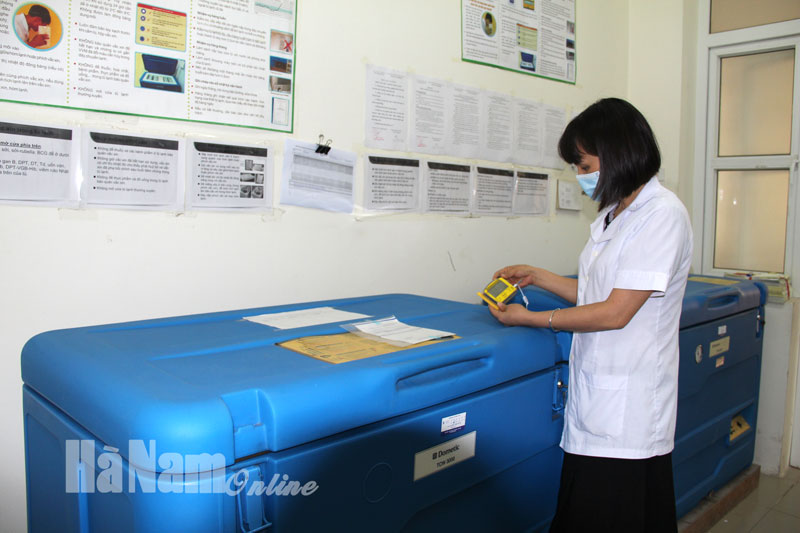 Hà Nam đảm bảo quy trình tiếp nhận, bảo quản vắc xin phòng Covid-19