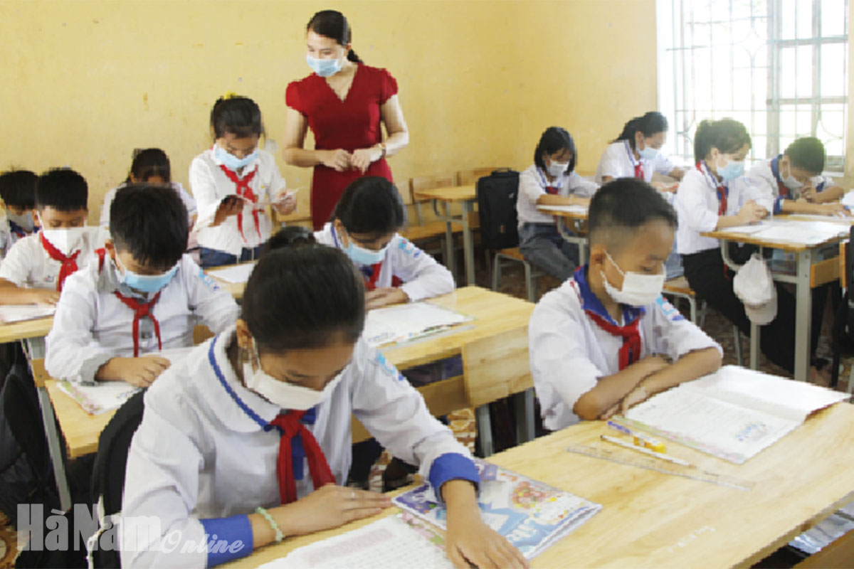 Tập trung ổn định nền nếp dạy và học trong điều kiện dịch Covid-19