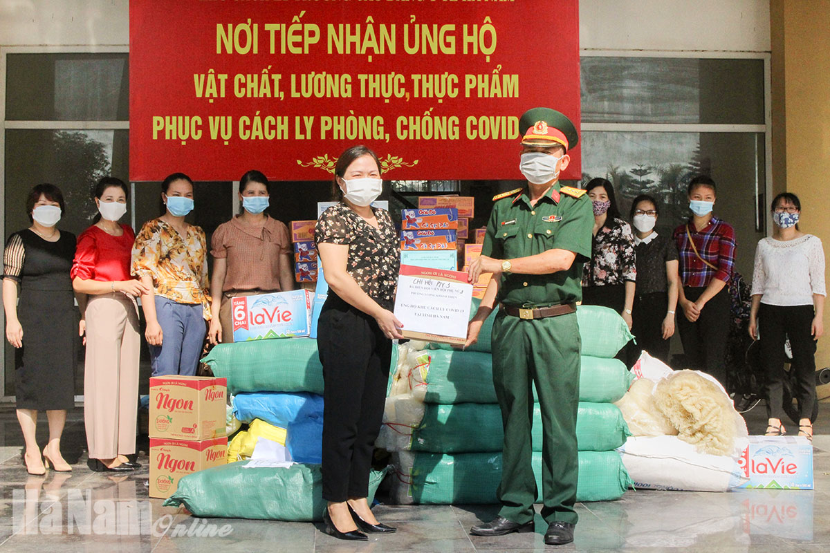 Một cán bộ hội phụ nữ mẫu mực