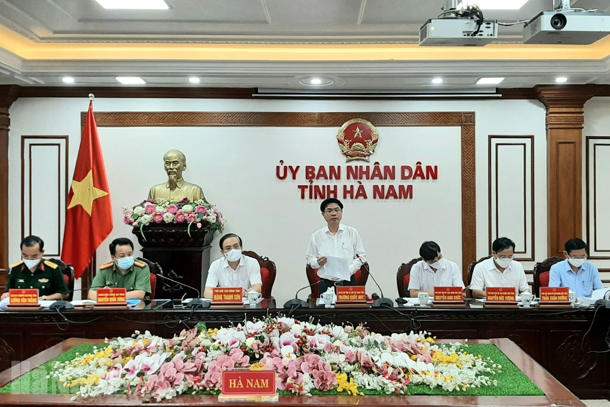 UBND tỉnh thảo luận dự thảo Nghị quyết và các Tờ trình trình HĐND tỉnh kỳ họp chuyên đề năm 2021