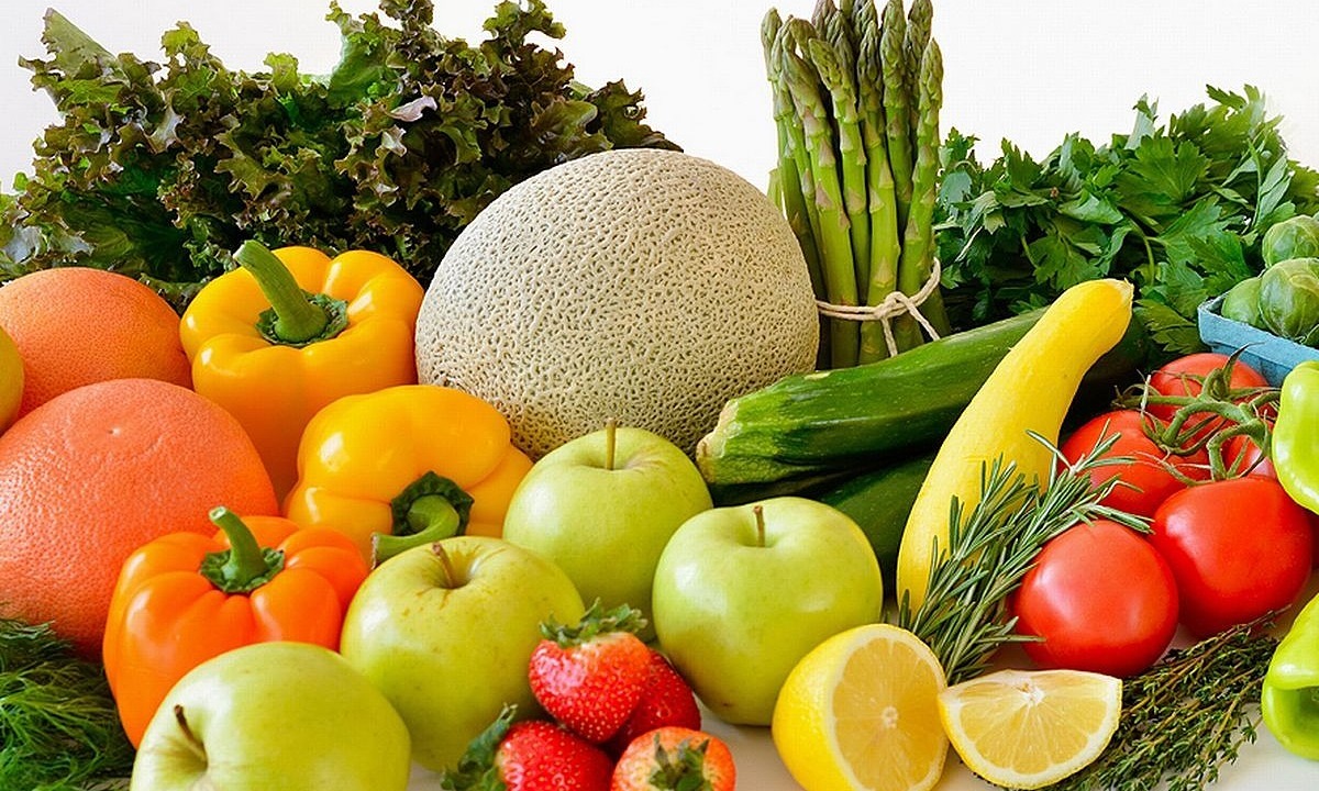 Ăn uống thế nào giúp da khỏe mùa mưa